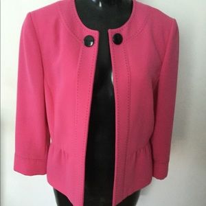 Beautiful Tahari pink pink jacket/coat size 8